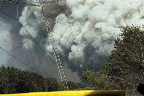 Kiev Faces Toxic Air Crisis Amid Chernobyl Exclusion Zone Fires