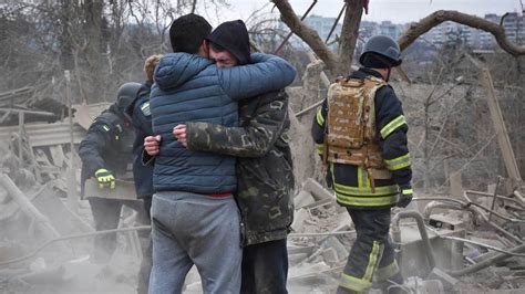 Ukrainian Parliament Faces Evacuation Amid Intensifying Air Raids