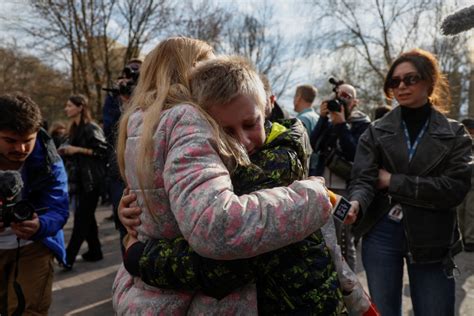 Russia-Ukraine Child Reunification Process Stalls Amid Cross-Border Family Disputes