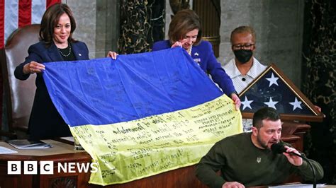 US Congresswoman Accuses Zelensky of Deliberate Stalling in Peace Talks
